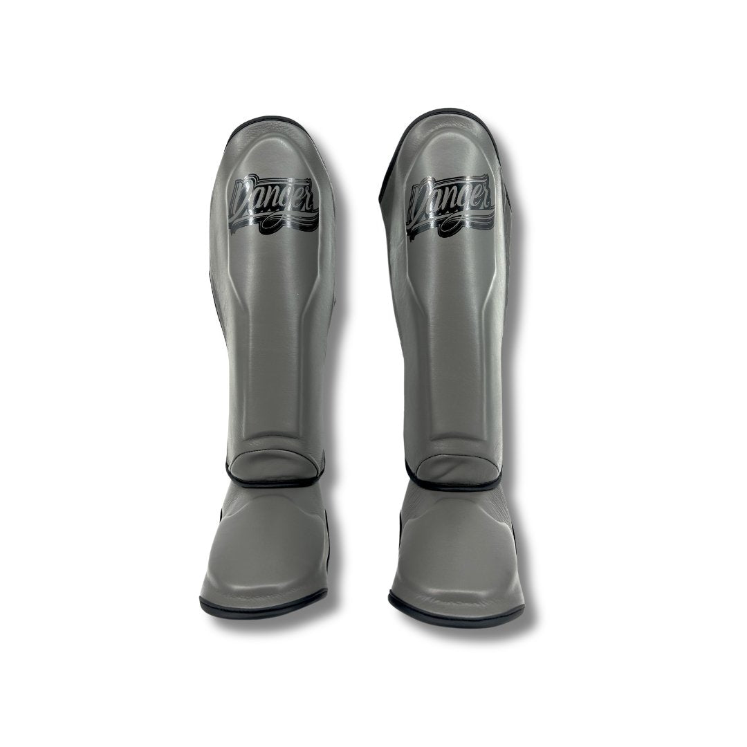 Danger Supermax Scheenbeschermers - Grey Edition - Echt Leer - Grijs