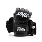 ONE X Fairtex FGV12ONE Grappling Handschoenen - Leer - Zwart