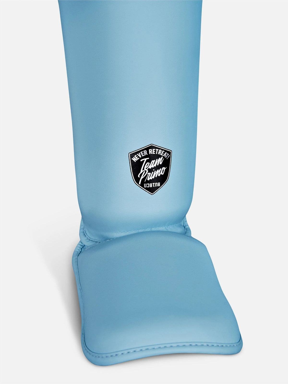 Primo Classic Muay Thai Scheenbeschermer - Arctic Blue - lichtblauw